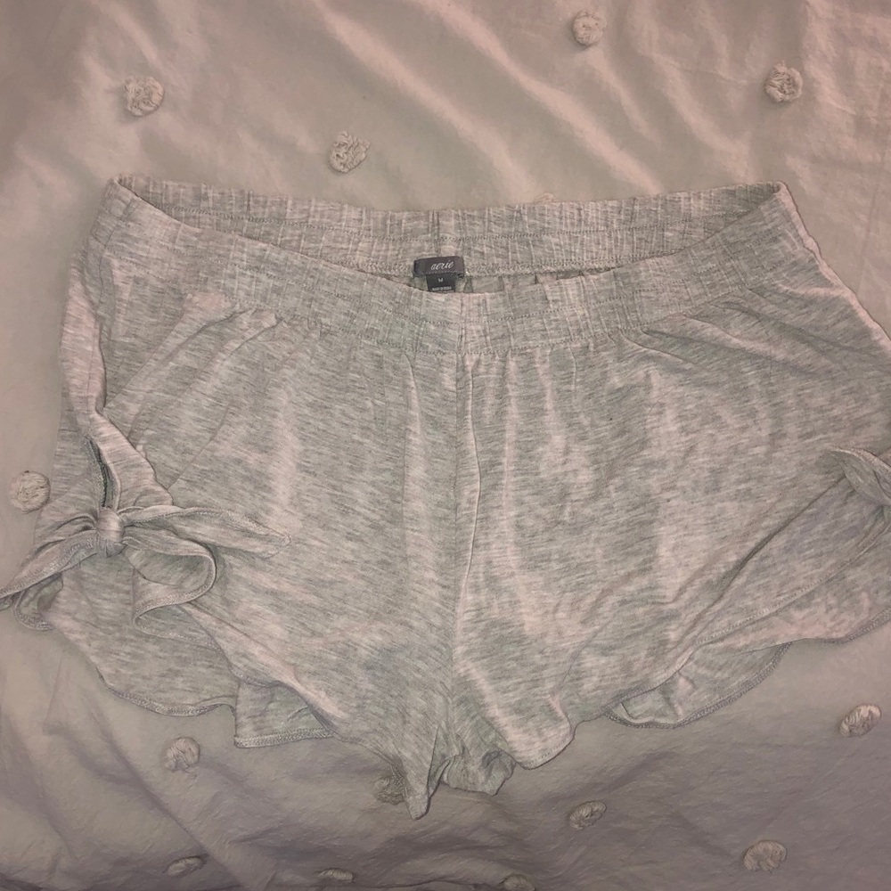 Aerie flowy shorts size M
